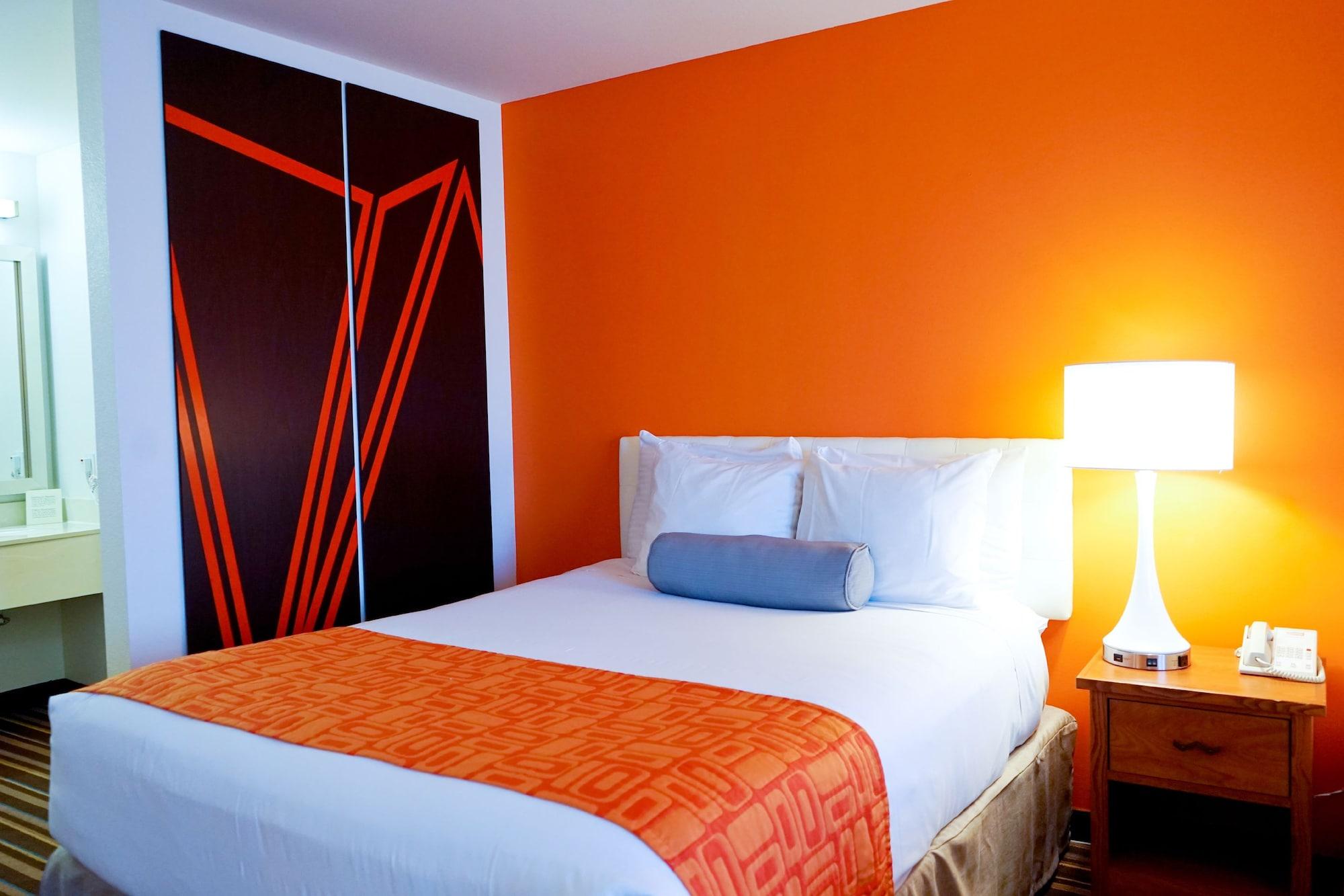 Howard Johnson By Wyndham Salinas Exterior foto